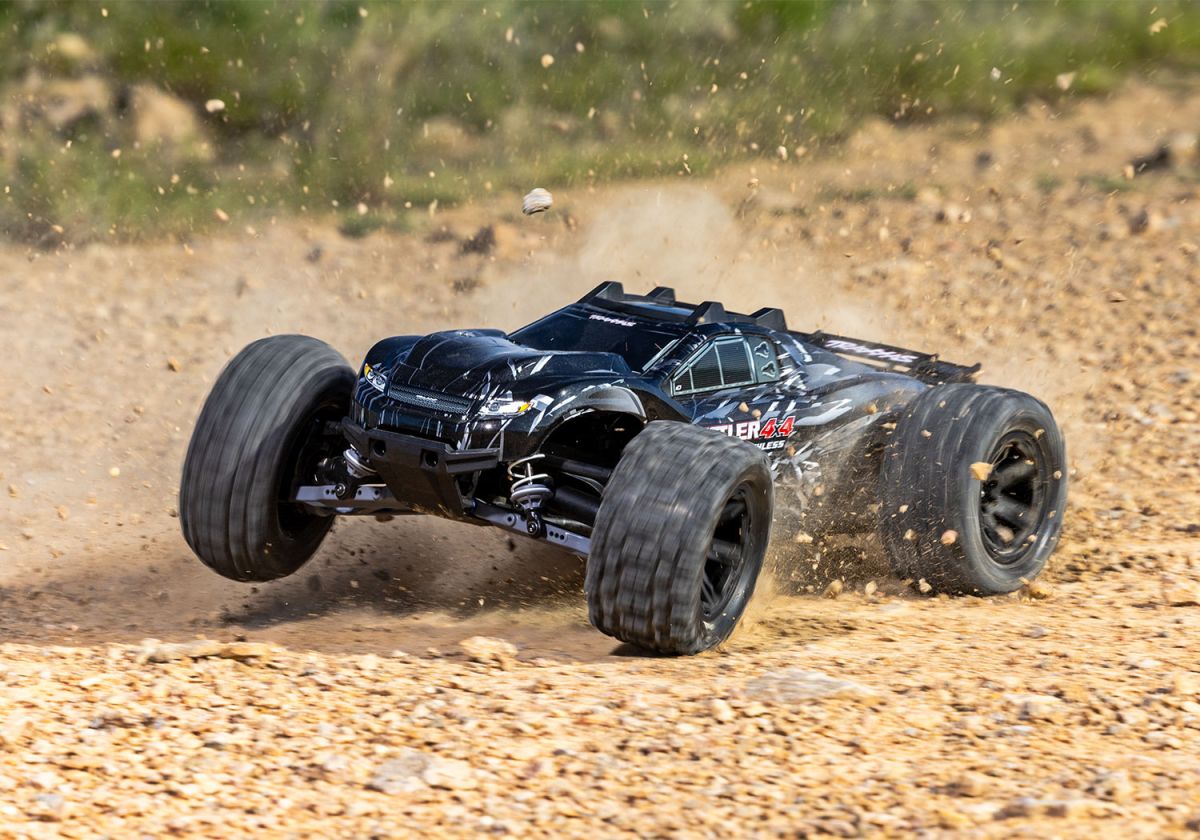 TRAXXAS RUSTLER 4X4 VX3