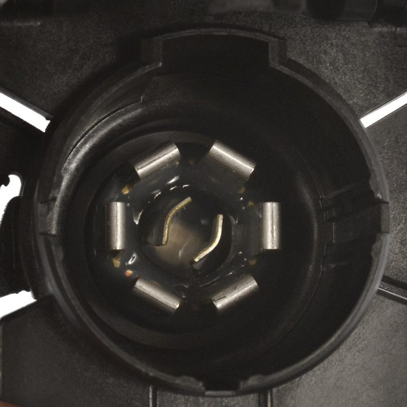 7-Way RV OEM Socket Twist Lock