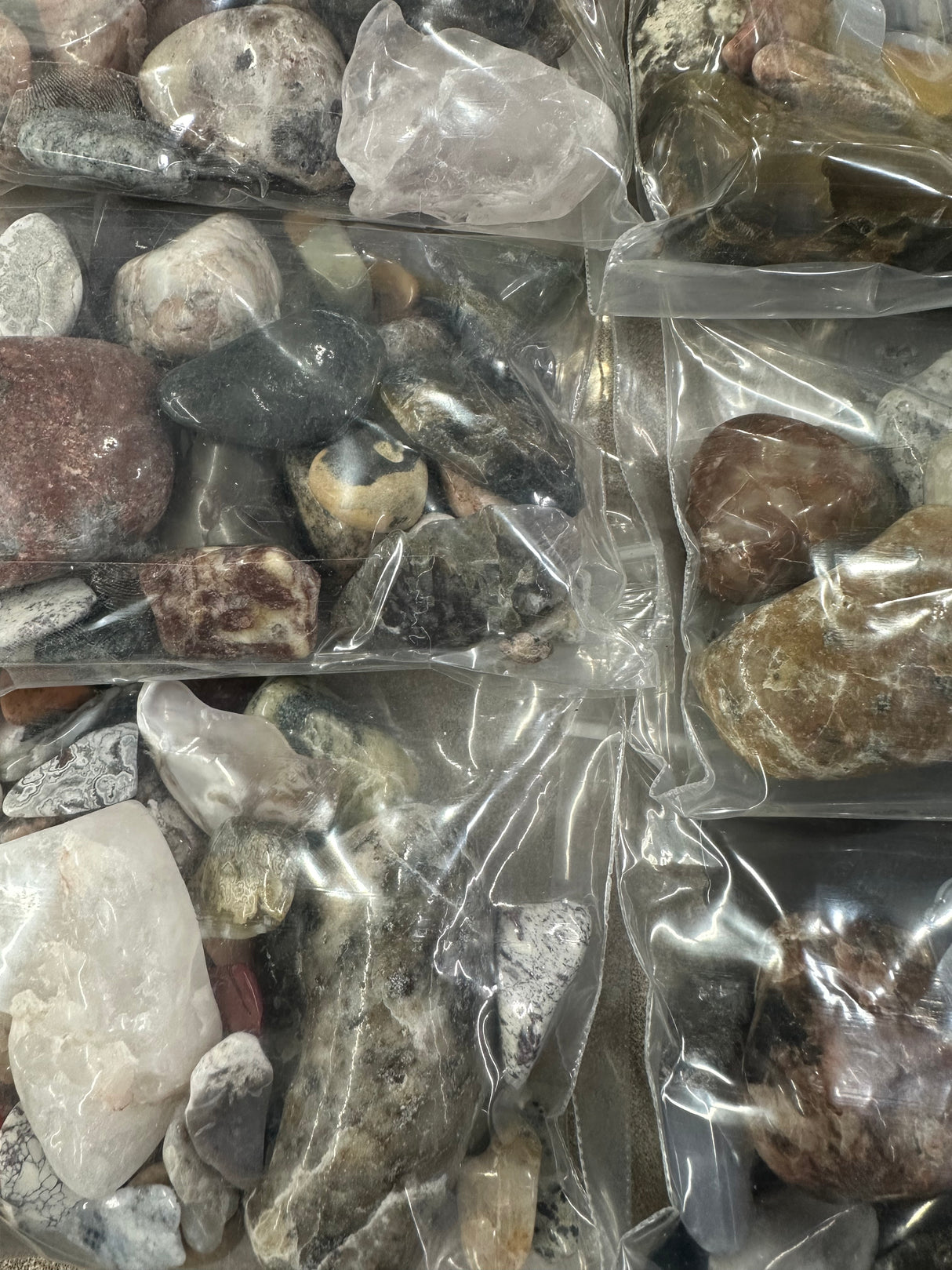 1LB ASSORTED POLISHED ROCKS
