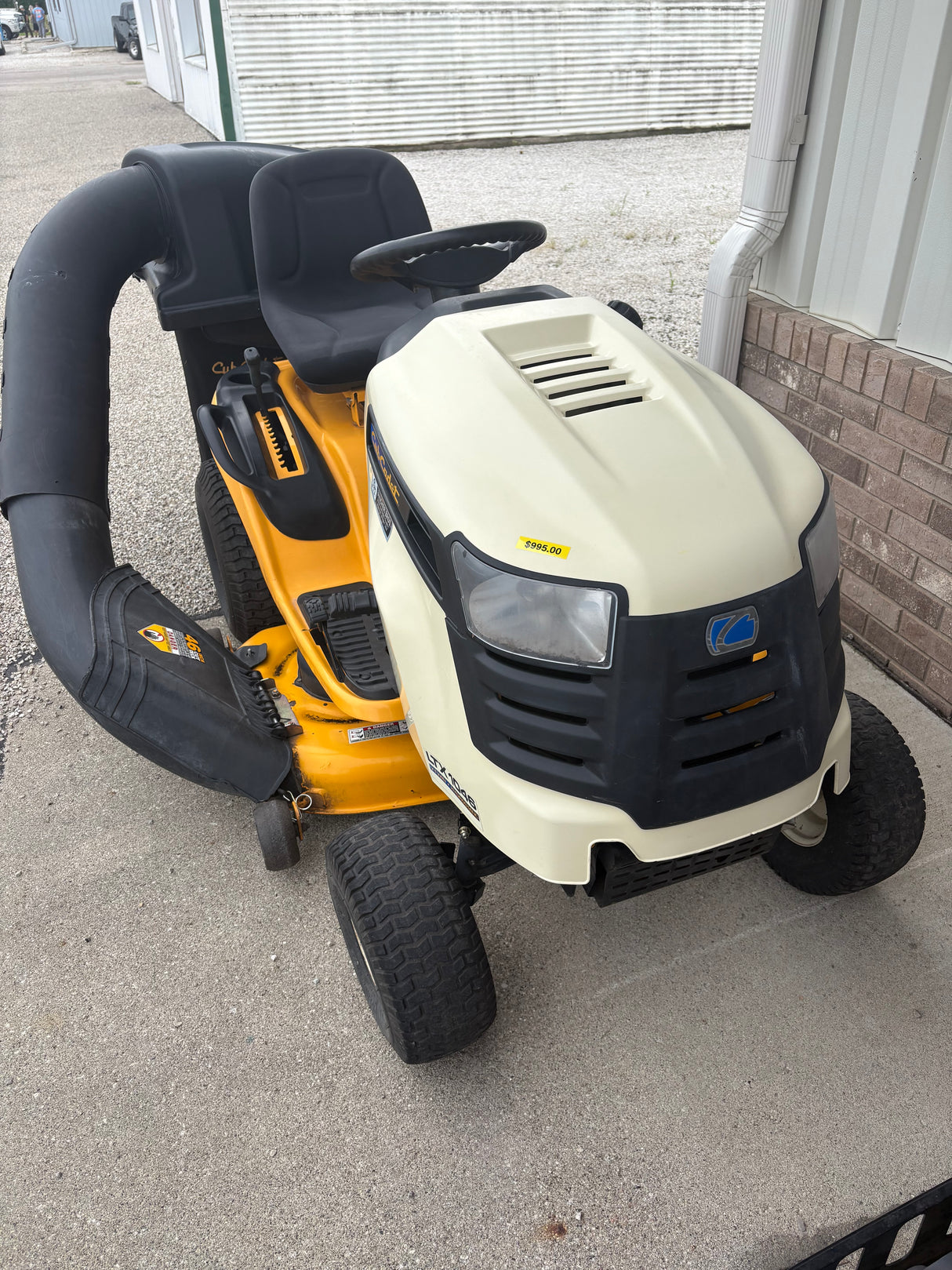 2010 CUB CADET LTX1046