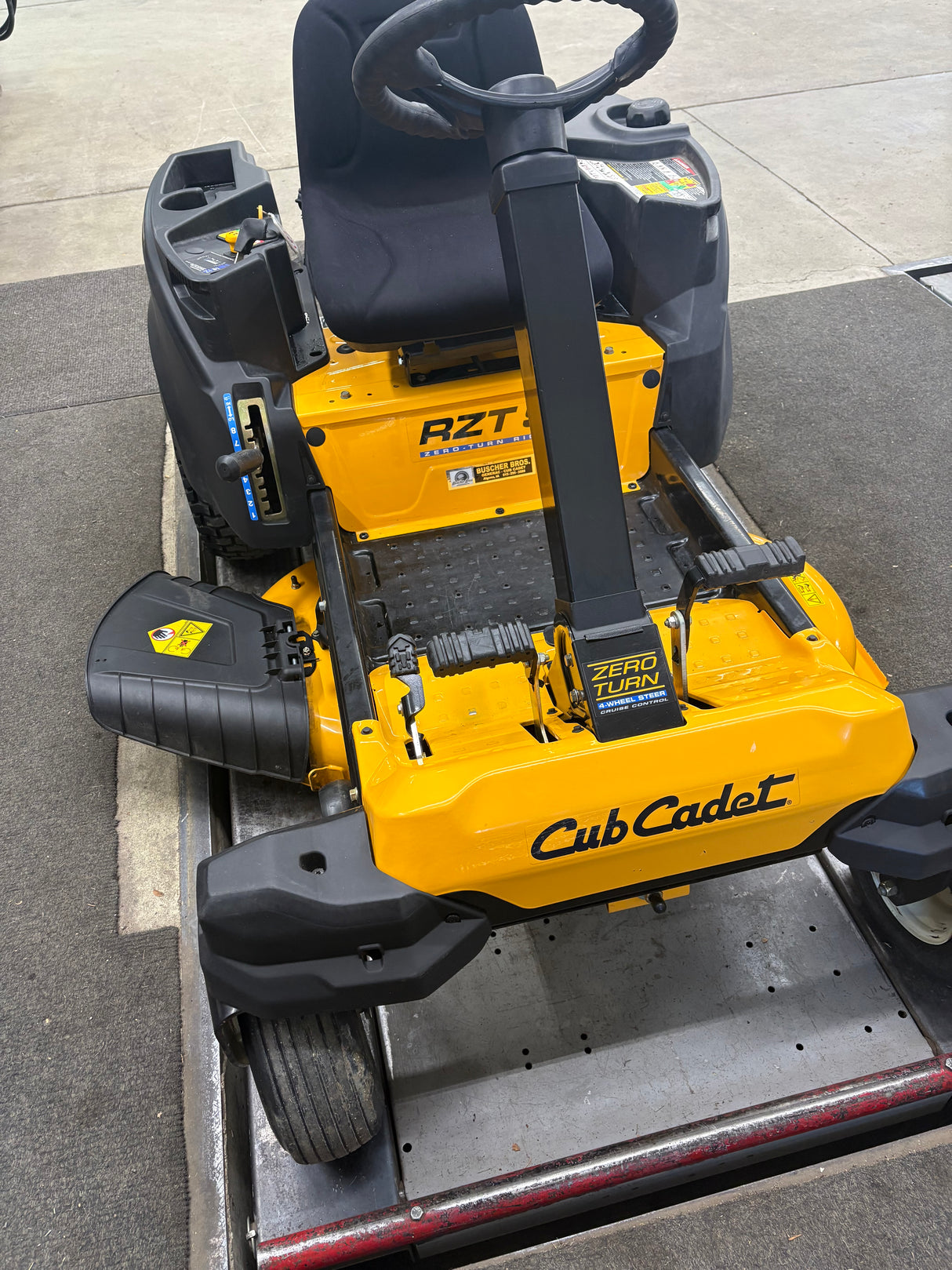 2018 CUB CADET RZT S42