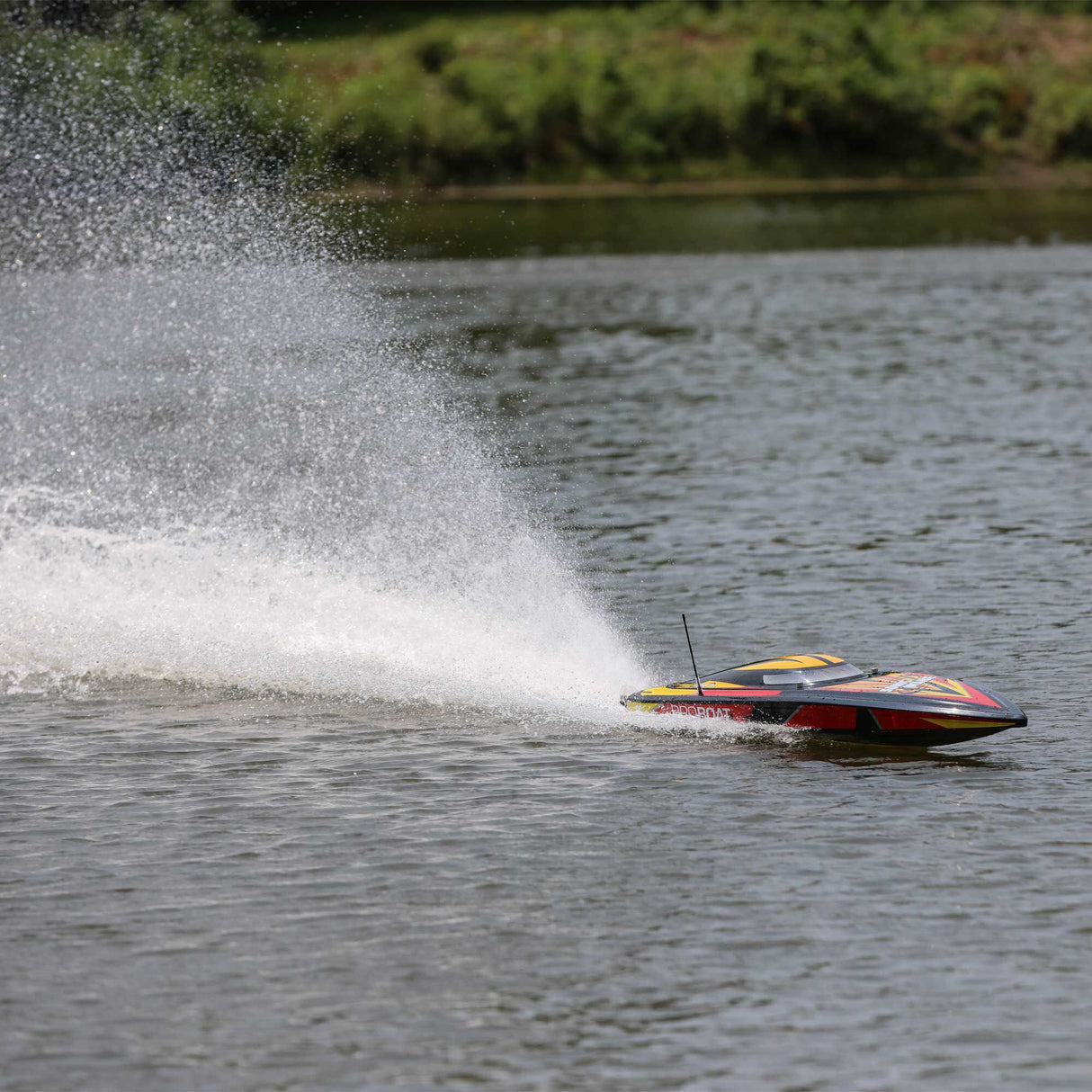 PROBOAT SONICWAKE V2 36" BLK