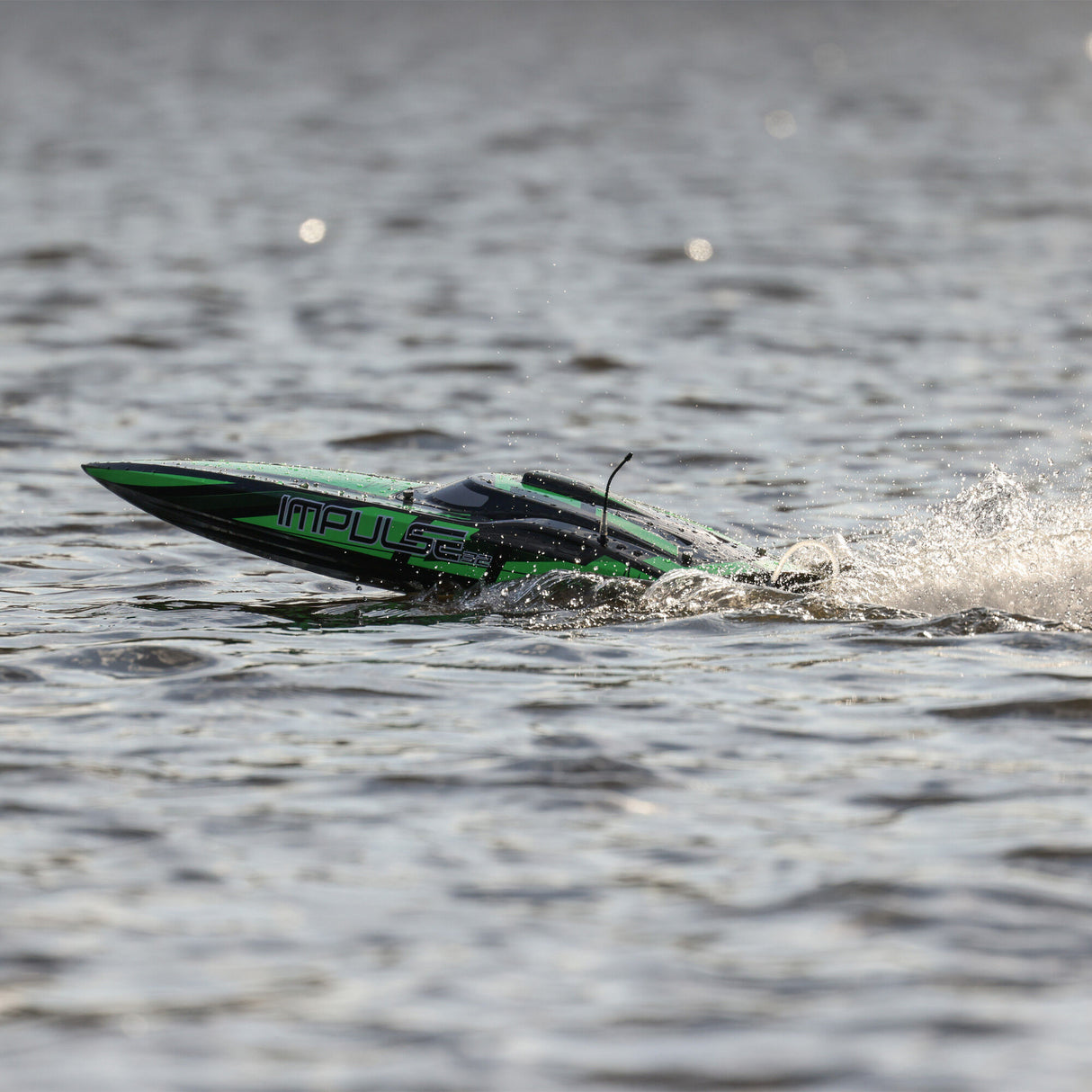 PROBOAT IMPULSE 32"